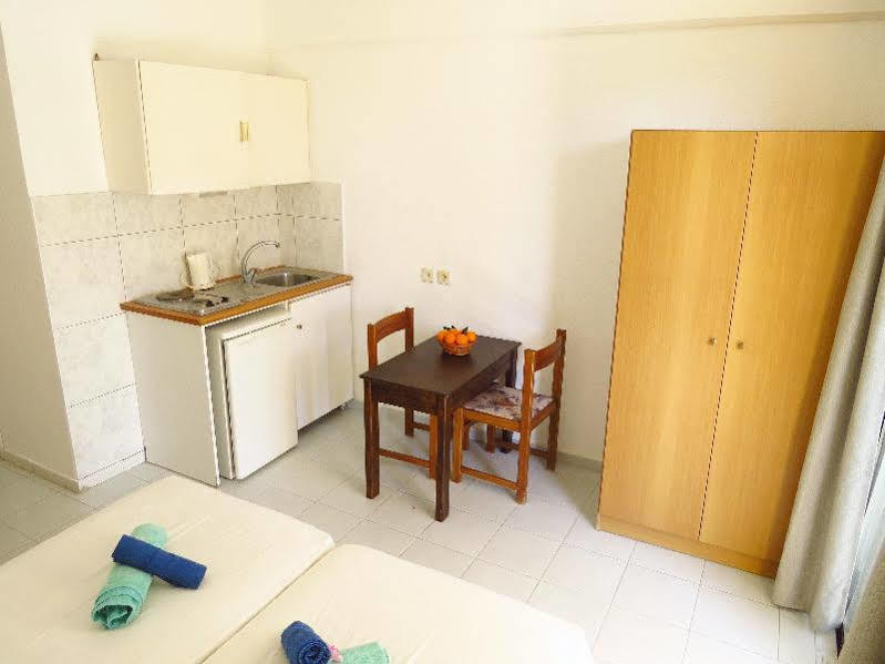 Hotel Margaret Kremastí Esterno foto