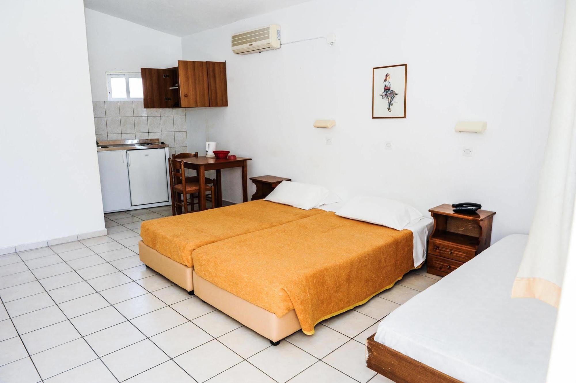 Hotel Margaret Kremastí Esterno foto